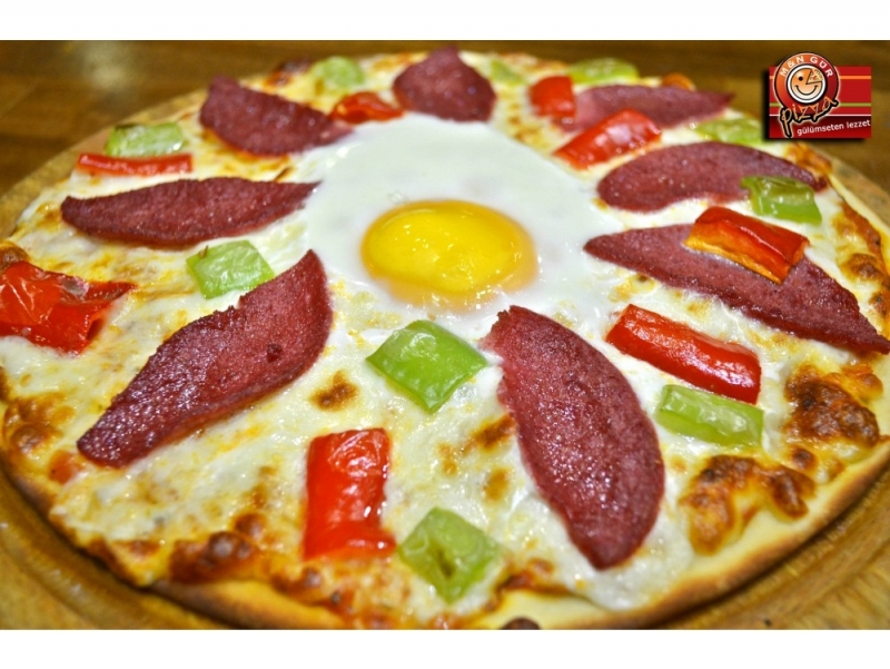 KÜÇÜK BOY CAPRİ PİZZA M&amp;N GÜR PİZZA